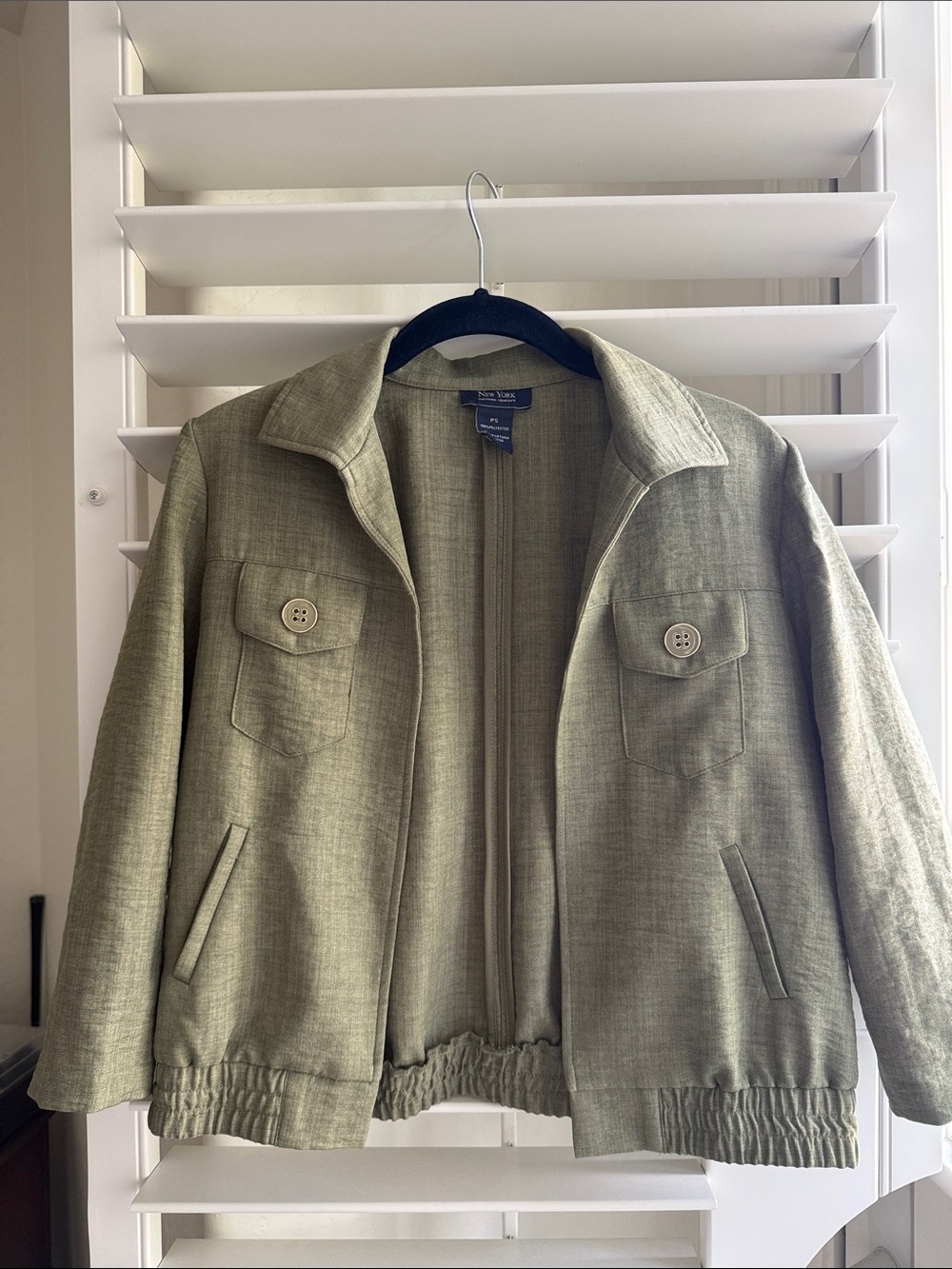 Women’s Lightweight Olive Jacket - Classic Business Casual